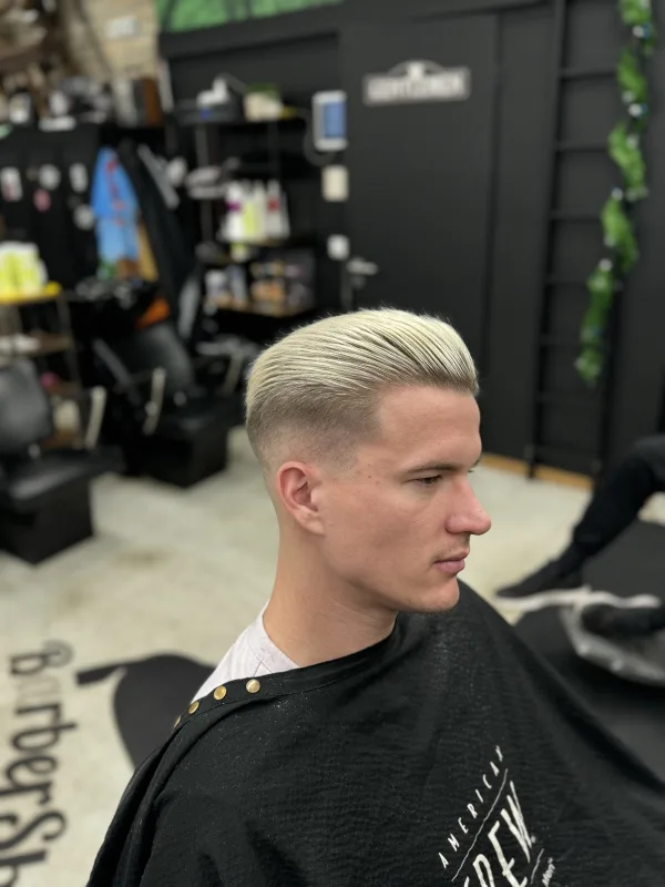 férfi szakálligazítás és fade kombináció barber Székesfehérvár