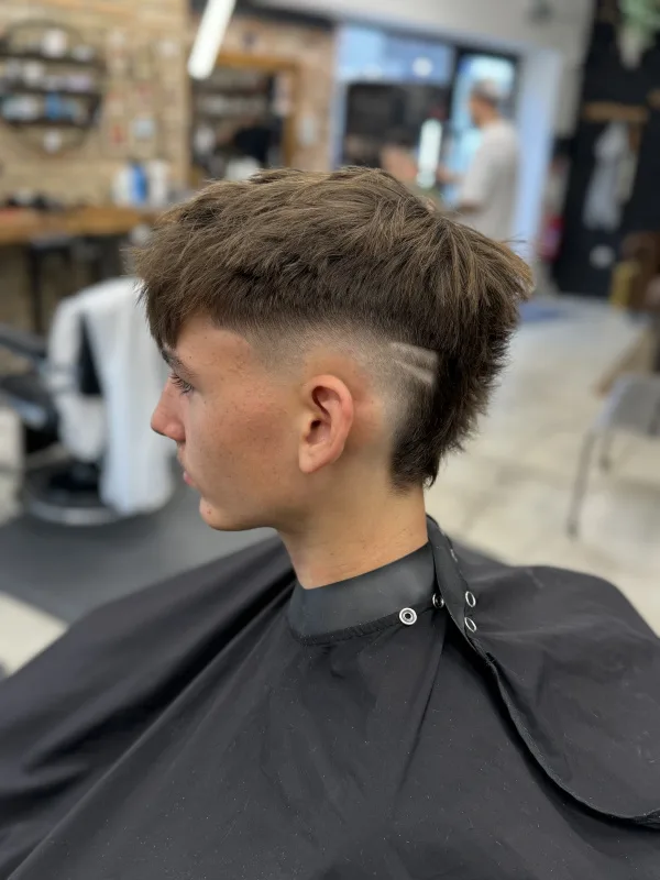 precíz szakáll formázás és kontúr barber Székesfehérvár